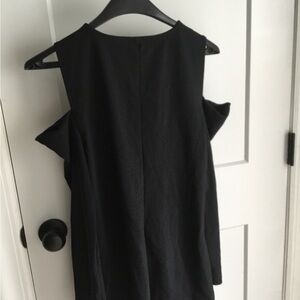 Boston Proper Black Cold Shoulder Tunic Size Small
